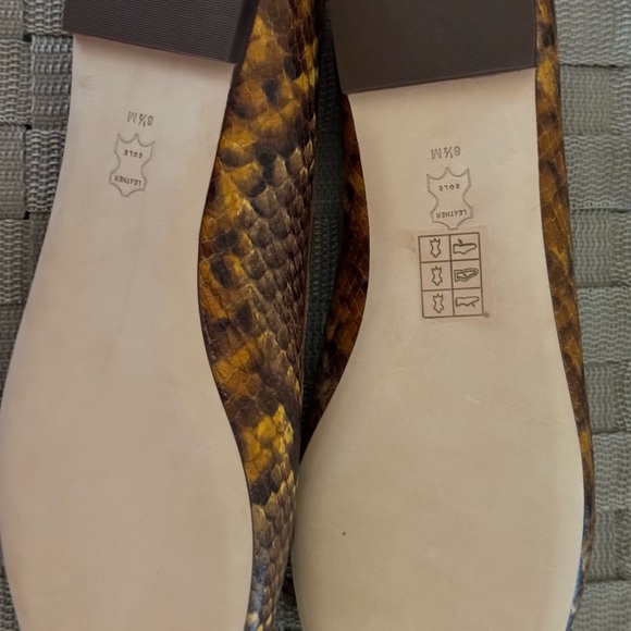 NIB Tory Burch Charm Ballet Stamped Snake Print Flats- Dark Caramel - Picture 2 of 5